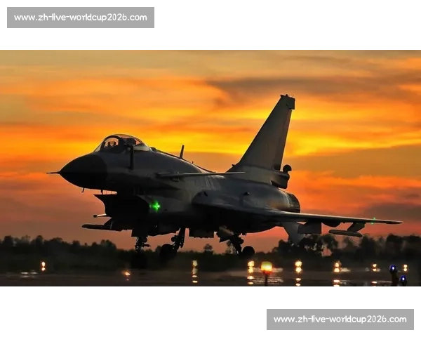 麦金尼精准捕捉战机！接腿抱摔 55 秒终结对手