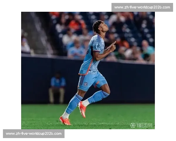 罗马诺确认：切尔西 70 万英镑签下 13 岁南非天才沙佩尔，曼城错失兄弟组合